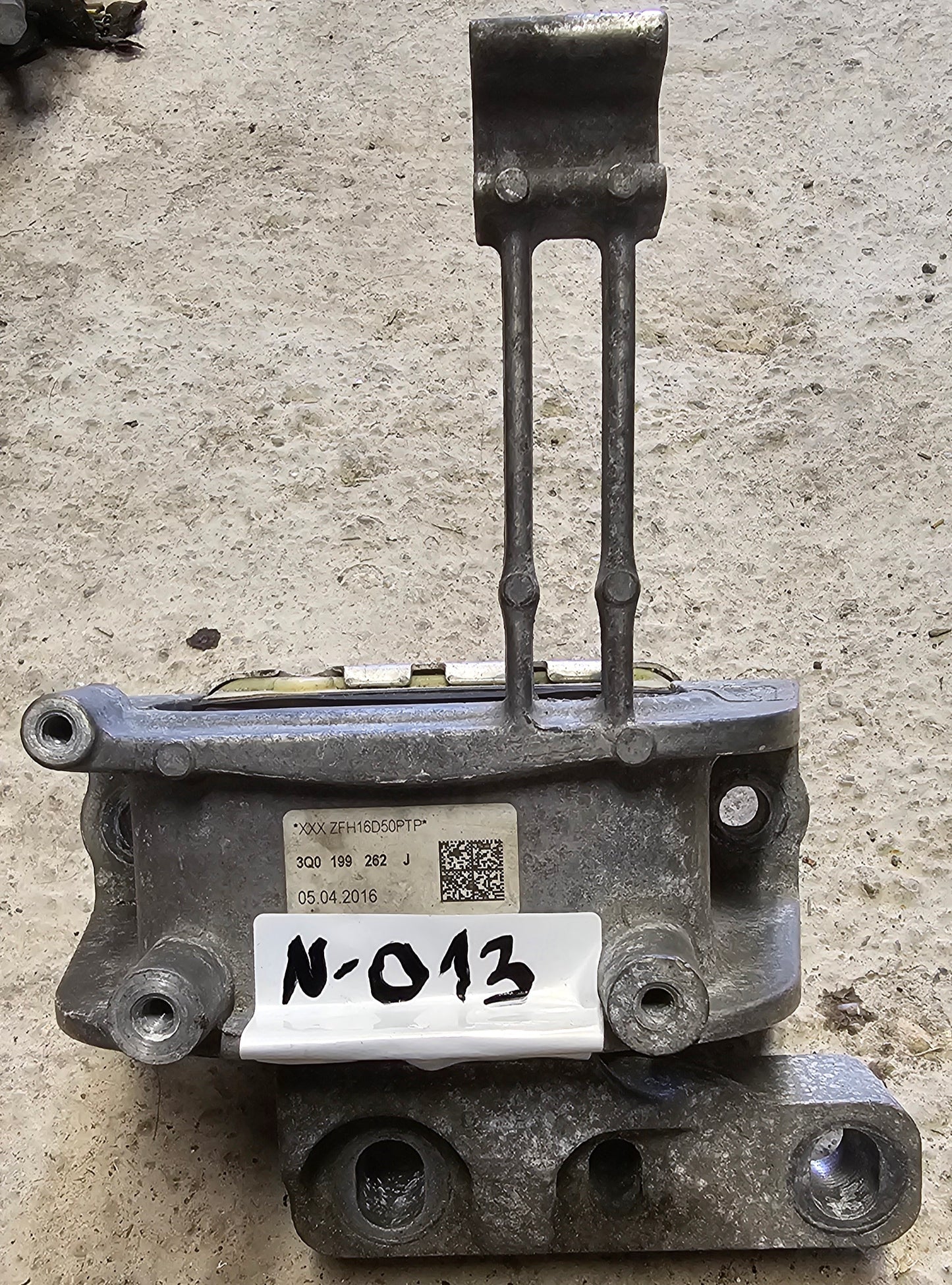 Nosilec motorja-VW,SEAT,ŠKODA,AUDI