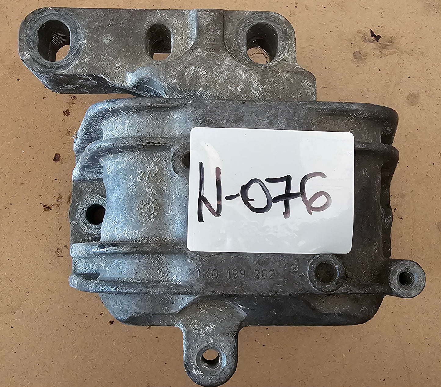 Nosilec motorja- VW,SEAT,ŠKODA,AUDI