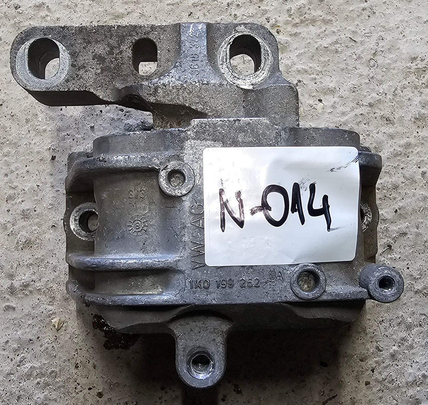 Nosilec motorja-VW,SEAT,ŠKODA,AUDI