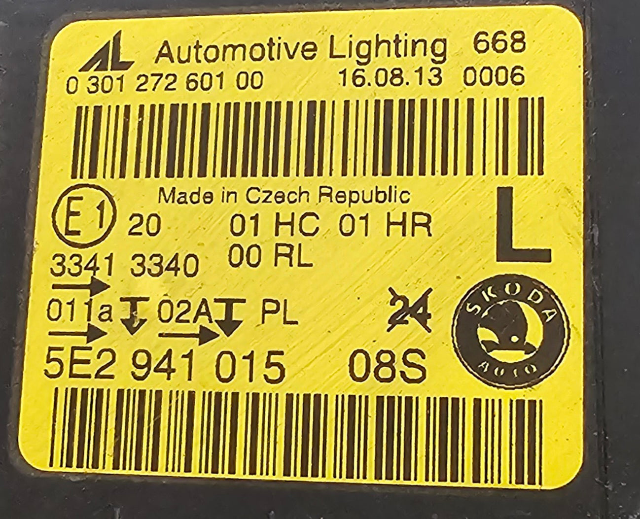 Žaromet sprednji levi-Škoda Octavia II