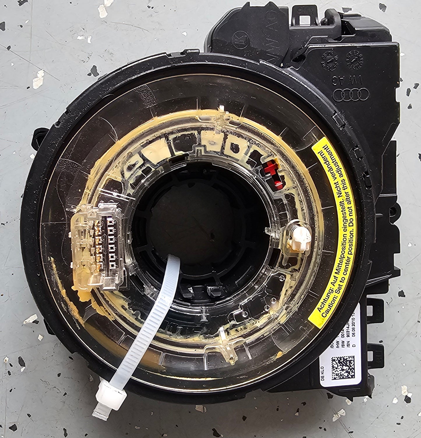 Obvolanska ovojnica-Audi