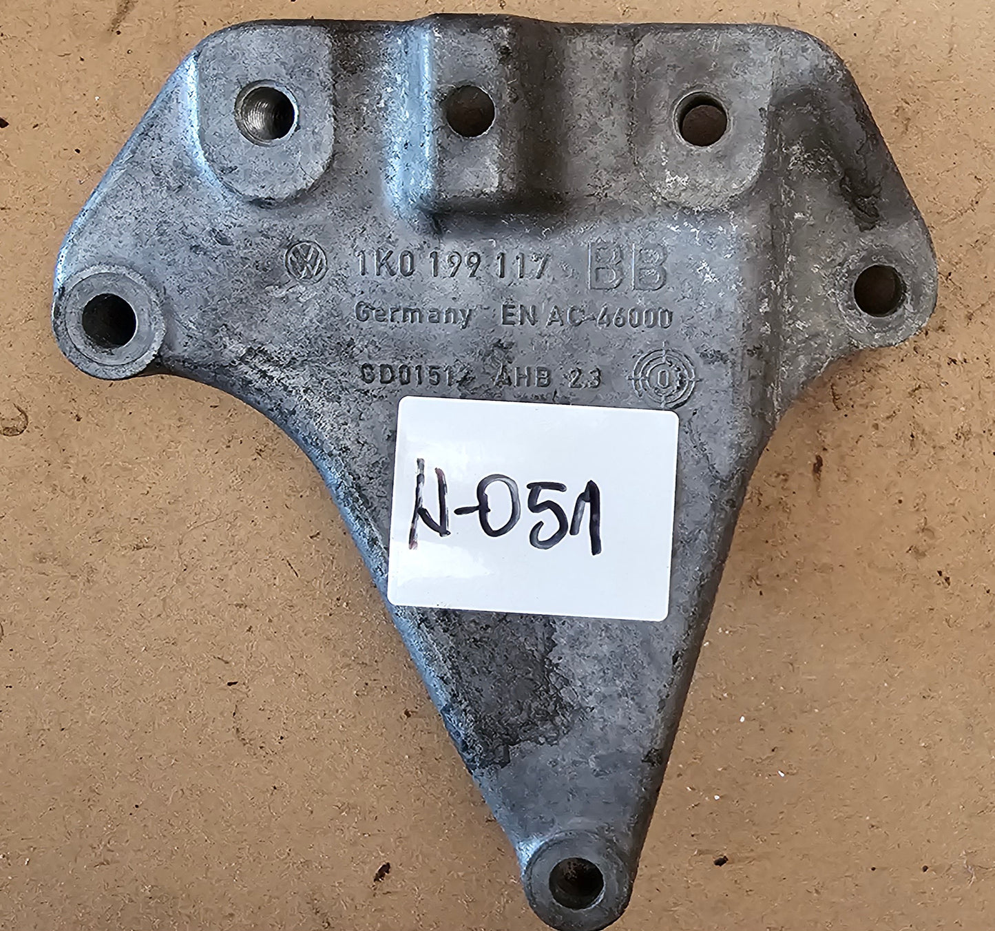 Nosilec menjalnika- VW,SEAT,ŠKODA,AUDI