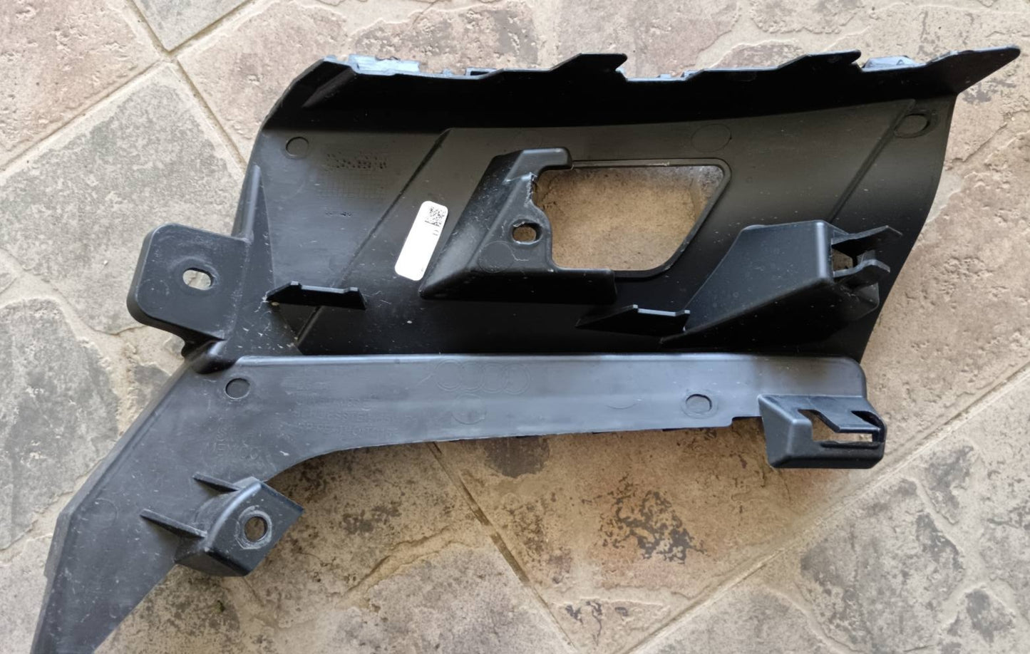 Nosilec odbijača AUDI Q5 80A Lift LEVO