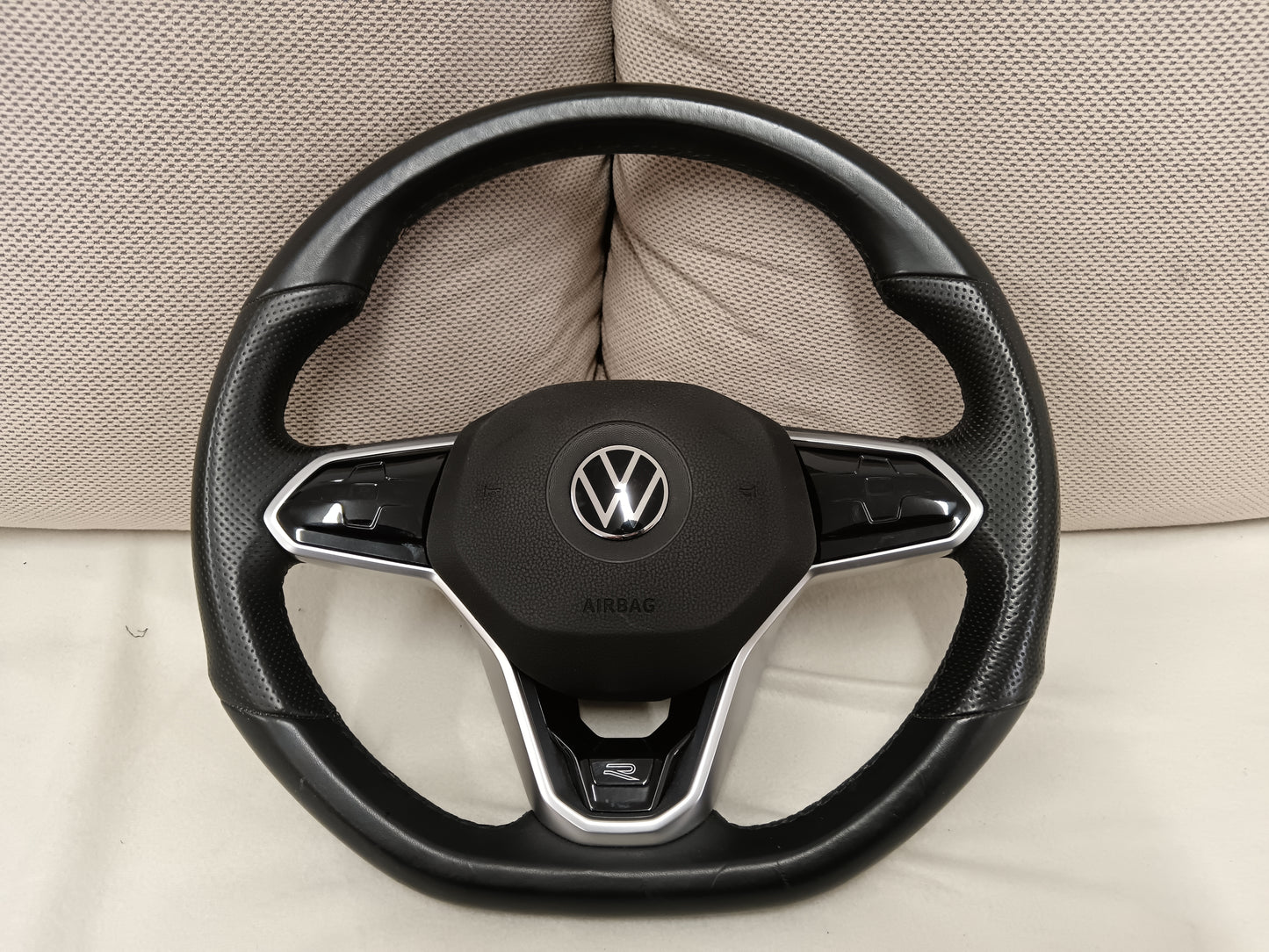 Volan VW R-Line tach Komplet z airbagom