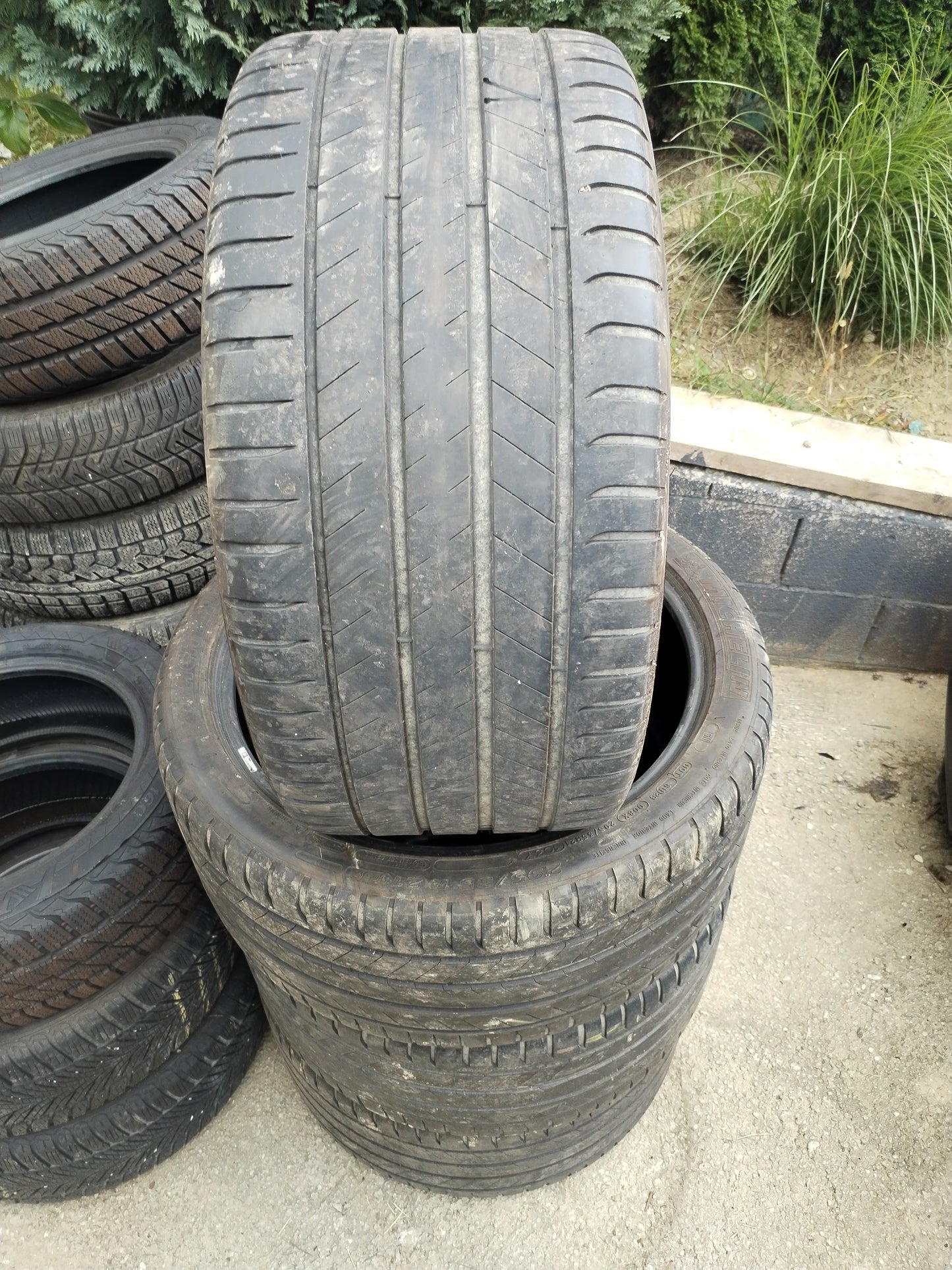 Pnevmatike Michelin 295/35R21