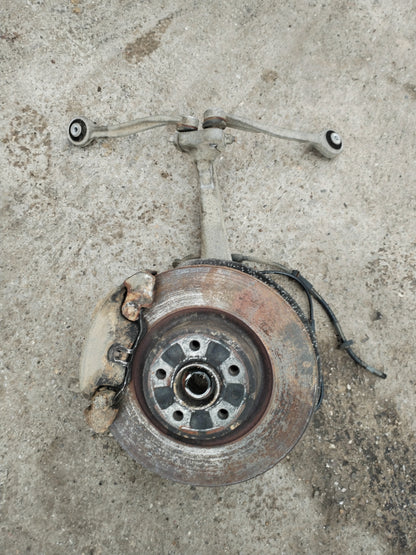 Premnik spredaj desno -AUDI A6 A7 4G