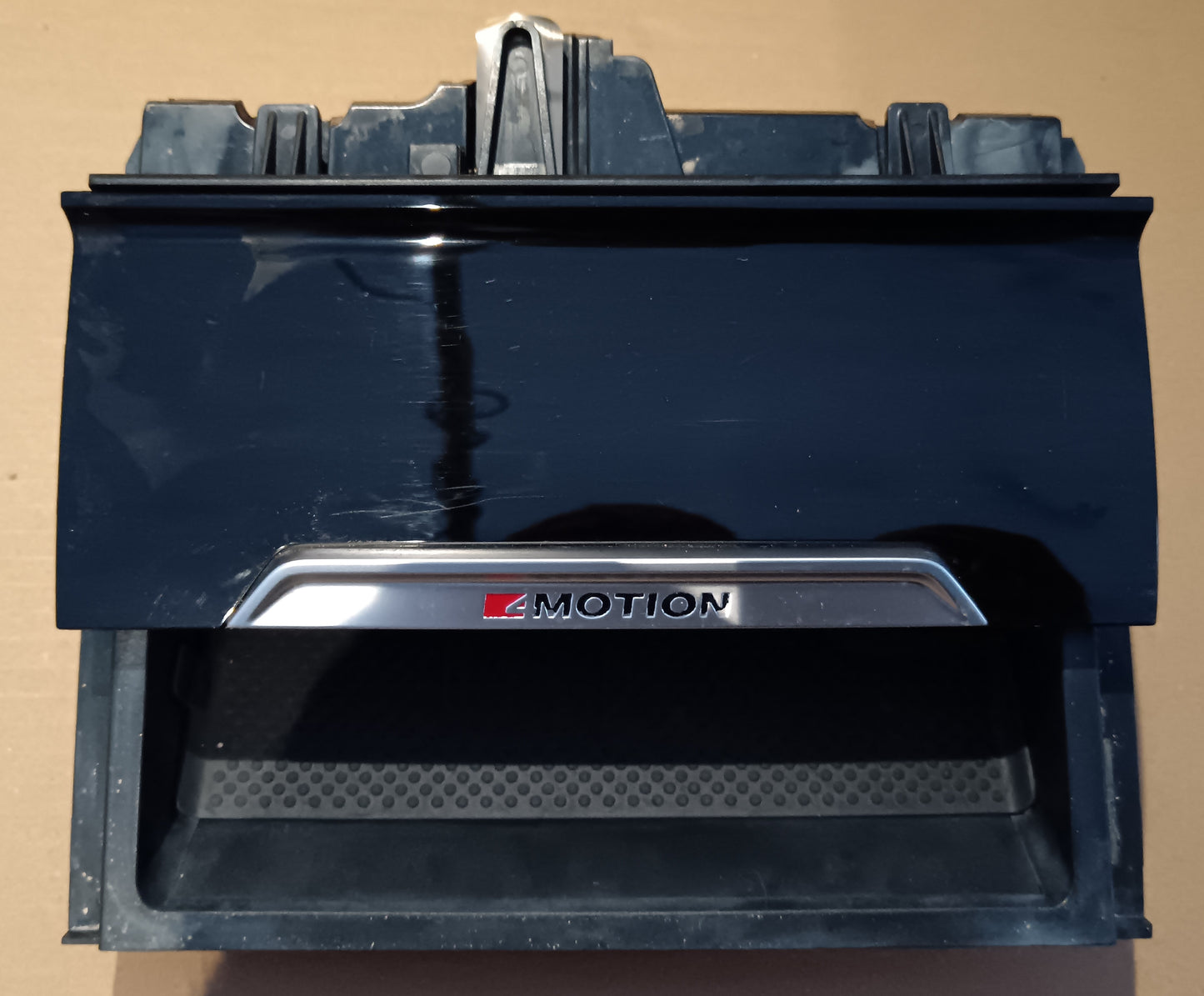Box -VW PASSAT- b8