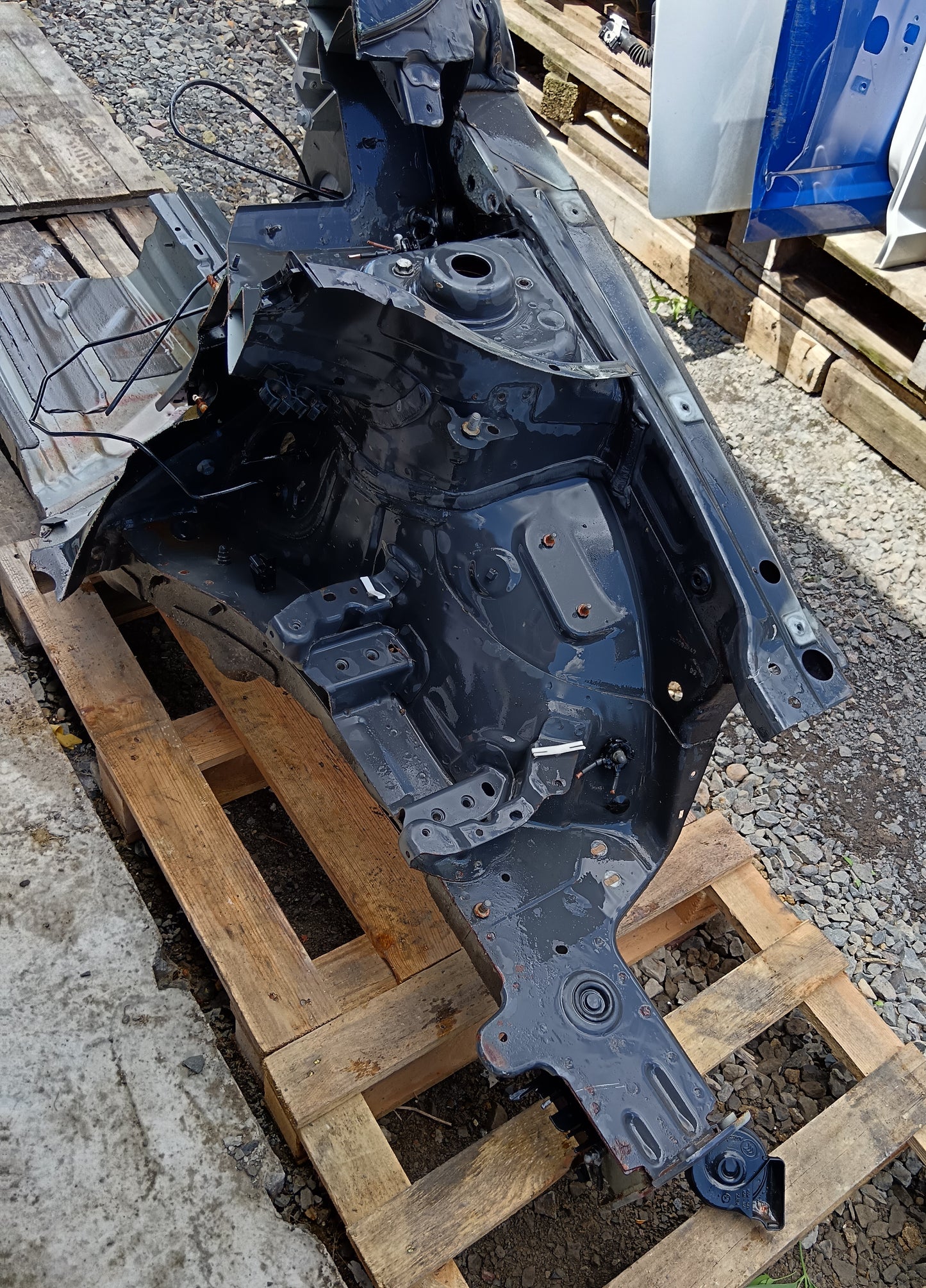 Quarter left front -VW PASSAT- b7 2010-2015