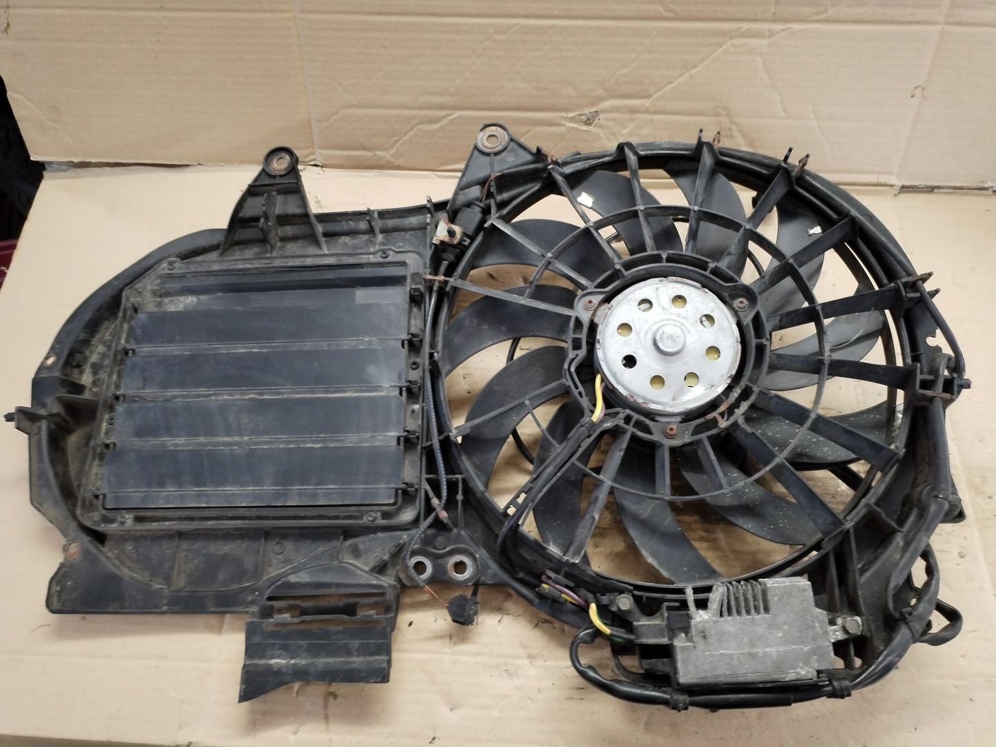 Radiator fan AUDI A4 b6-b7