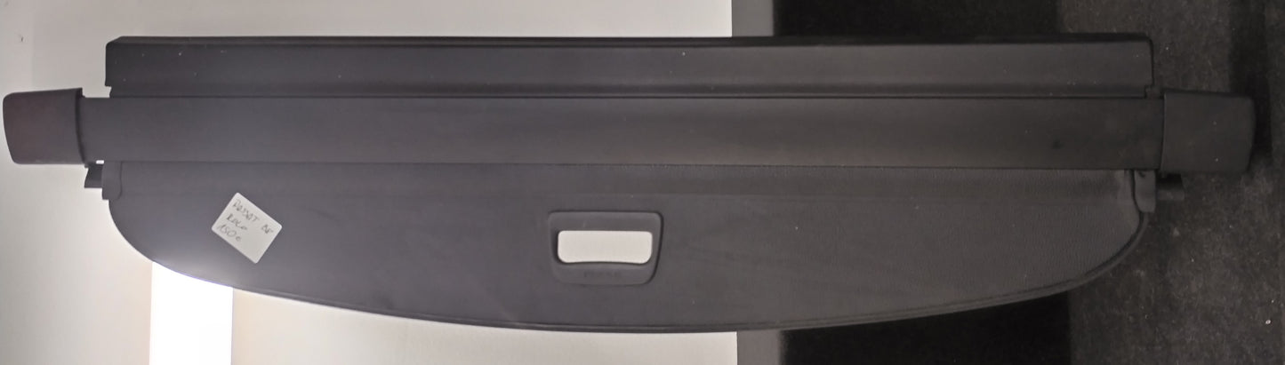 PASSAT B8 trunk roll