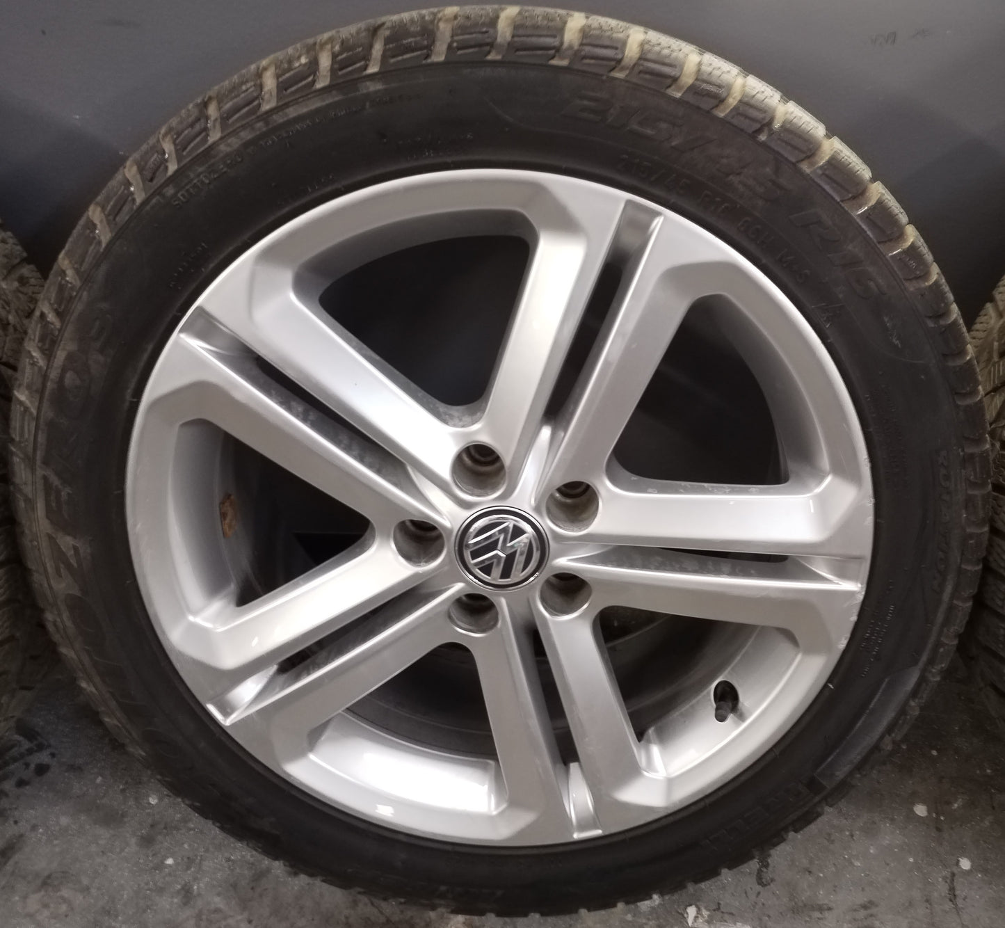 Platišča RONAL z gumami komplet 16col 5x100  R-line
