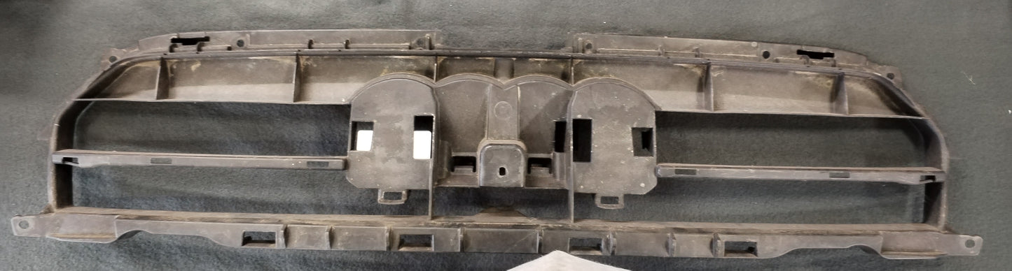 AUDI A4 radiator grille