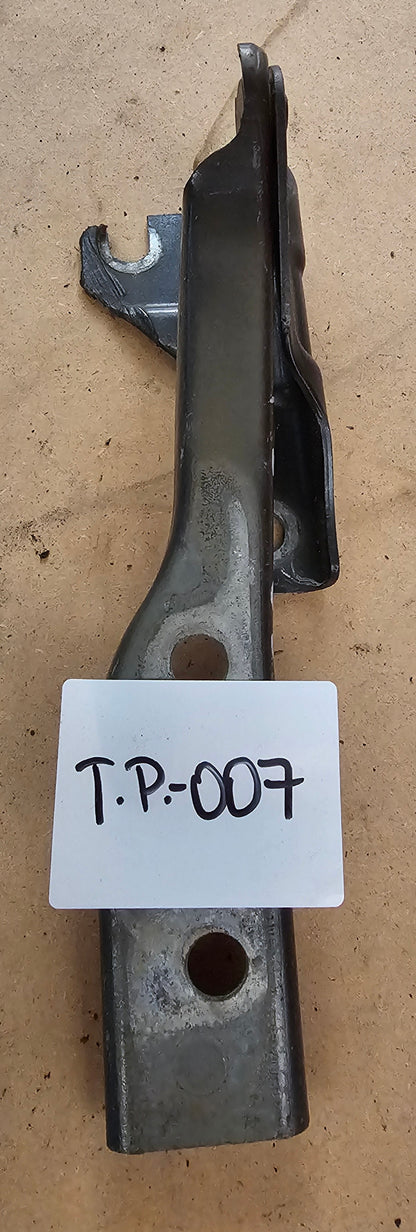 Tečaj pokrova motorja-VW Polo 6R