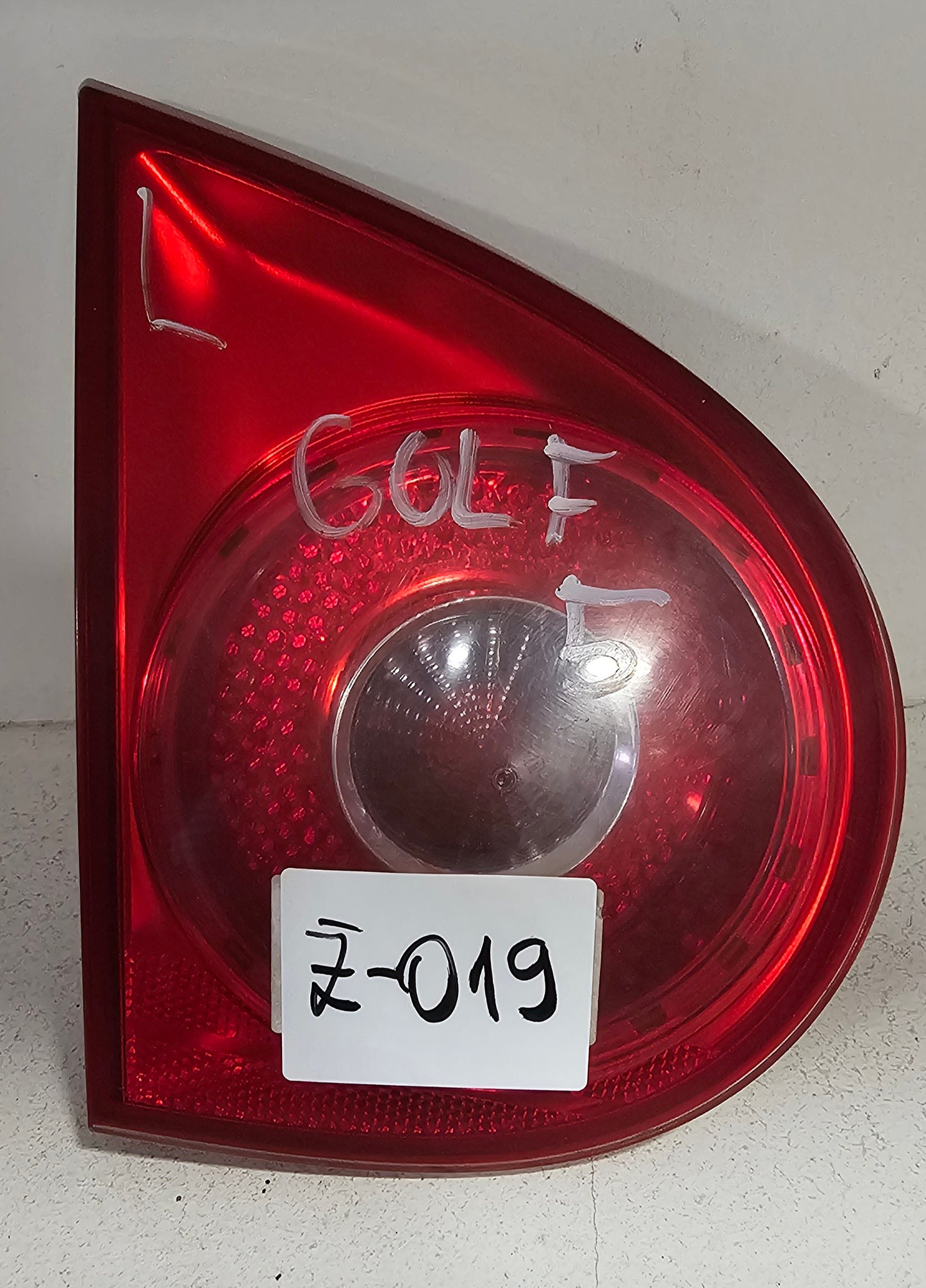 Žaromet zadnji levi VW Golf 5