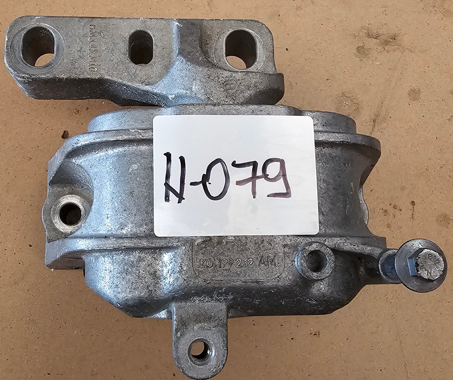 Nosilec motorja- VW,SEAT,ŠKODA,AUDI