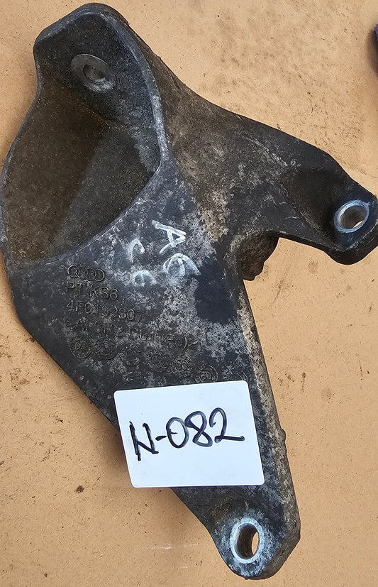 Nosilec motorja-Audi