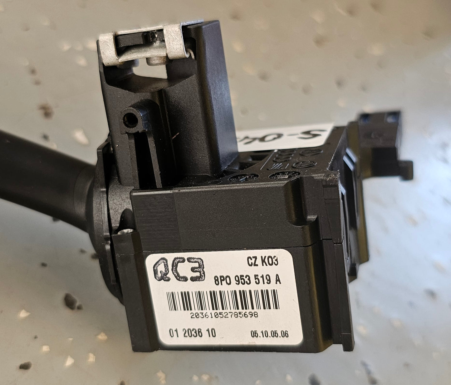 Obvolansko stikalo-Audi