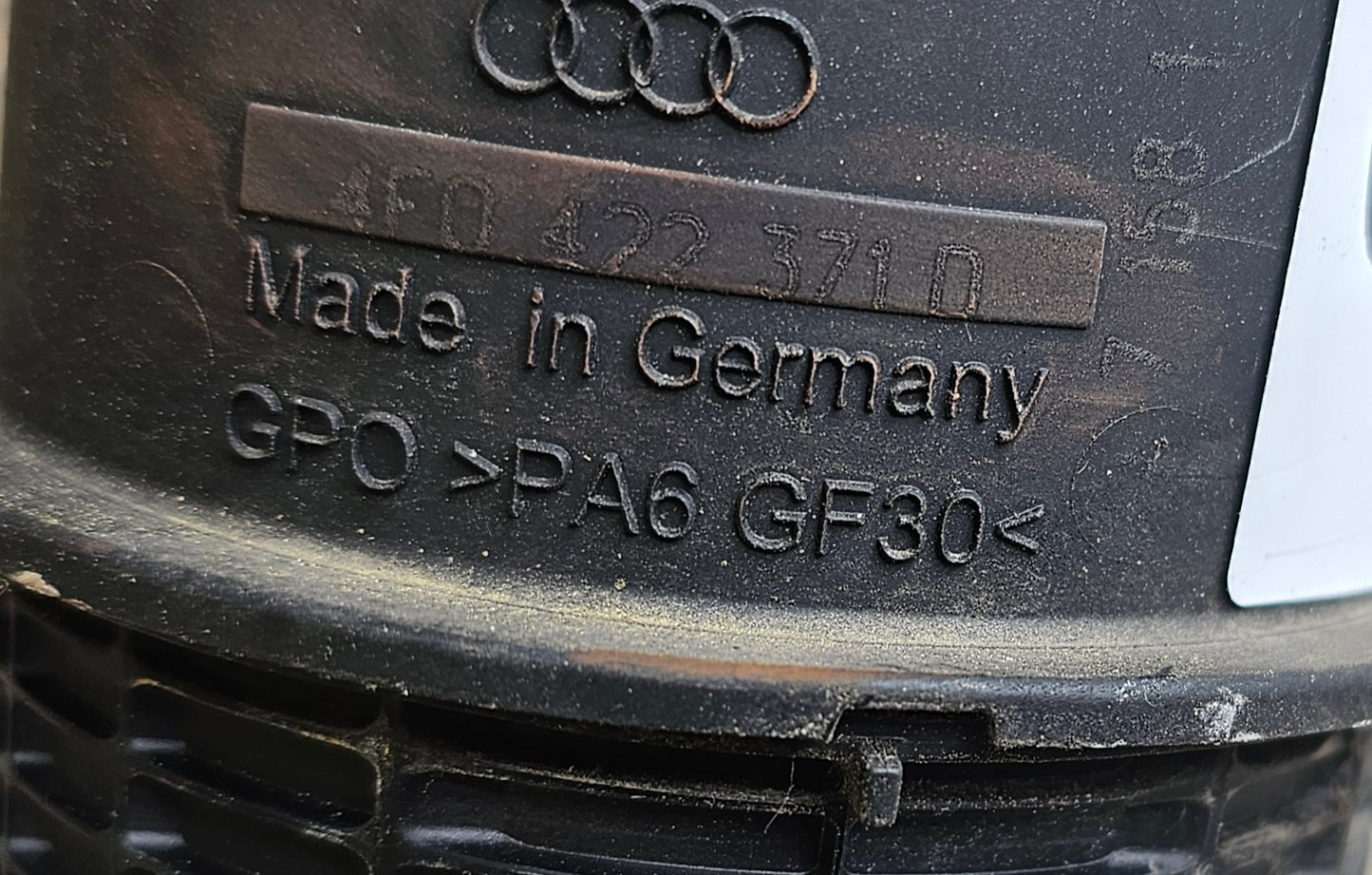 Rezervoar za servo volan - Audi