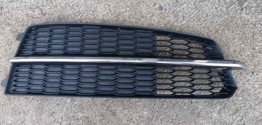 Rešetka odbijača AUDI A6 c7 Lift S-Line Desno 15-18