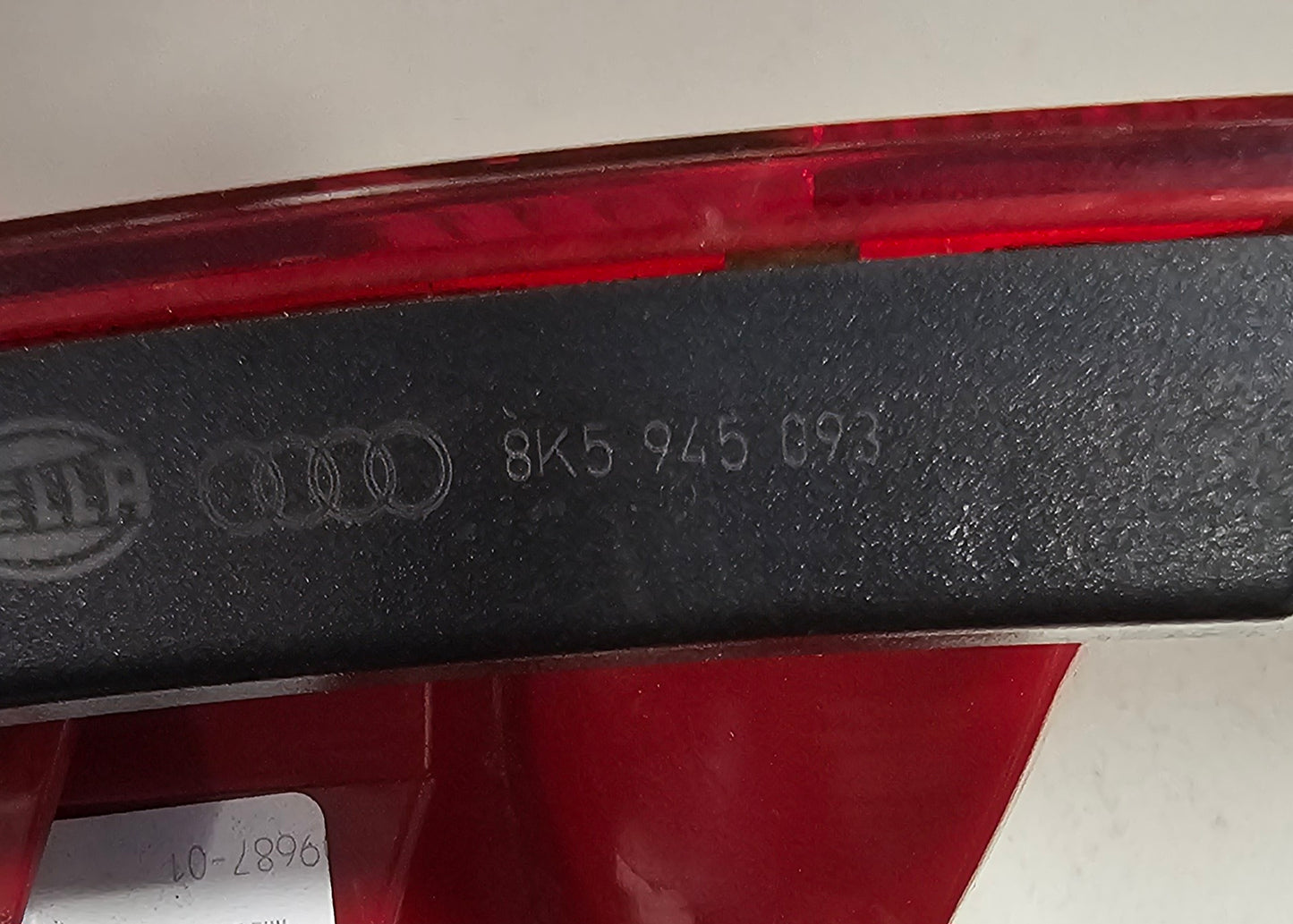 Žaromet zadnji Audi A4 B8 (poškodovan)