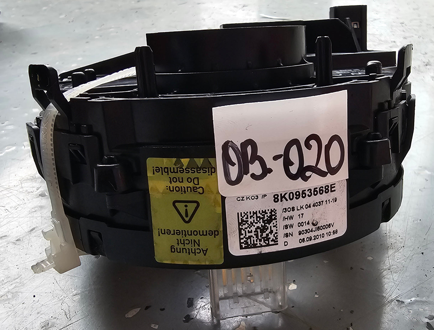 Obvolanska ovojnica-Audi