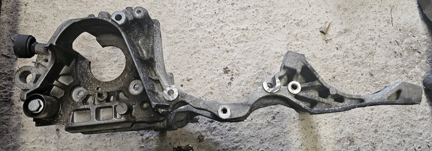 Nosilec motorja-VW,SEAT,ŠKODA,AUDI