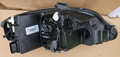 Žaromet sprednji levi-Seat Leon (poškodovan zgornji nosilec)