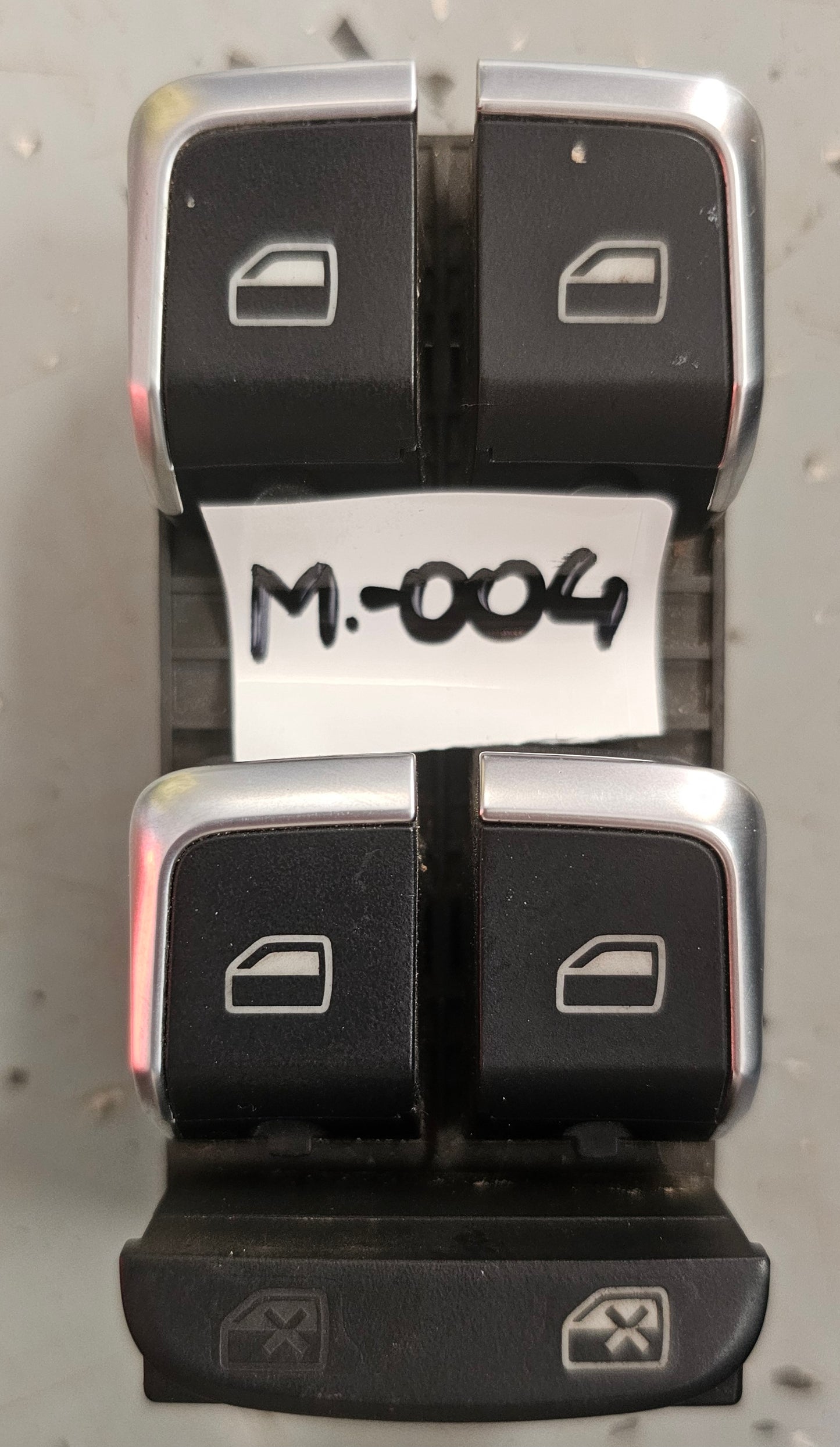 Stikalo šip-Audi A4 B8