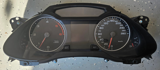 Števec Audi A4 B8