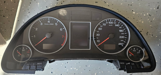 Števec Audi A4 B7