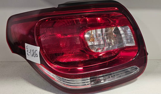 Žaromet zadnji levi Citroën DS3