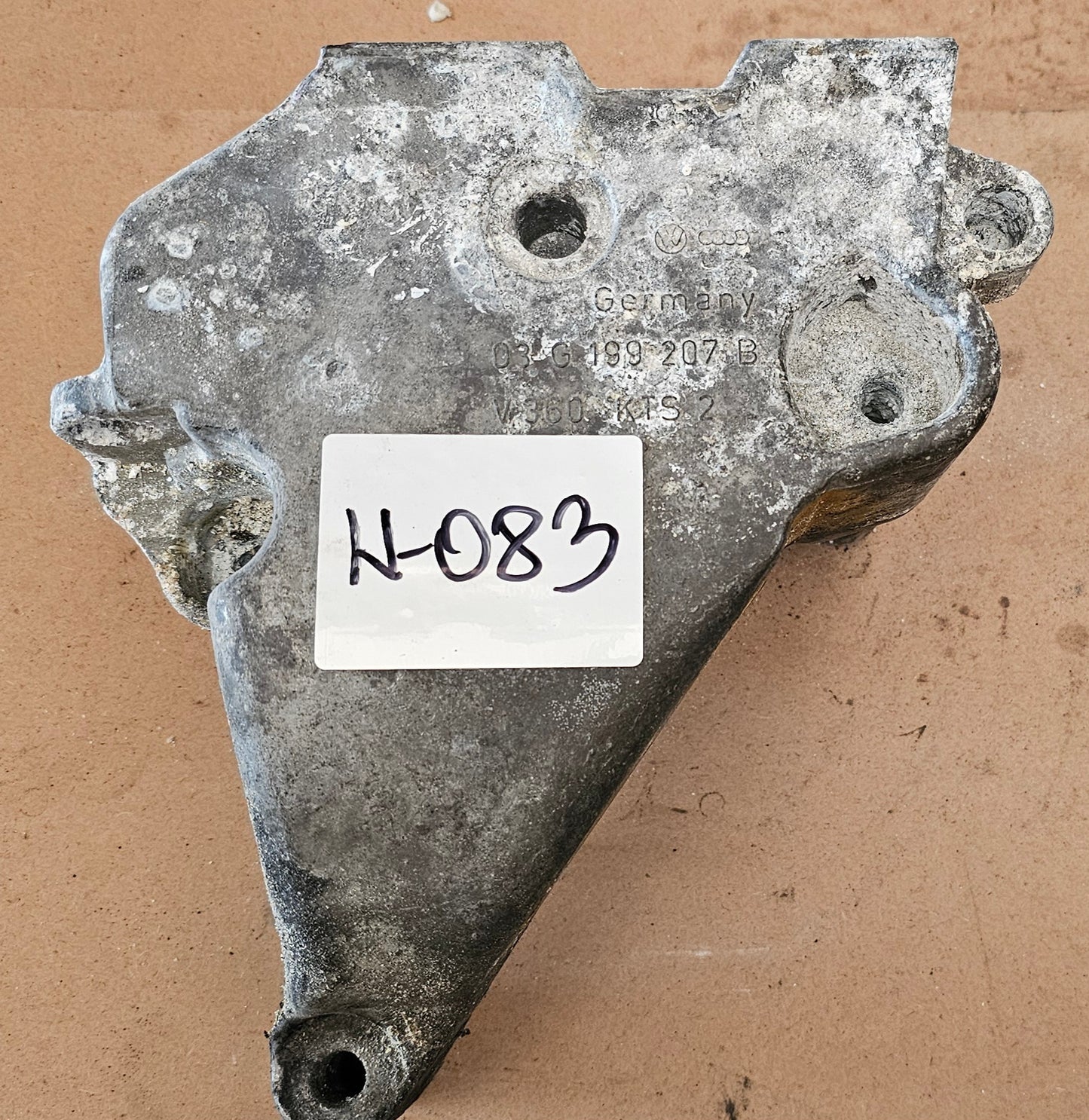 Nosilec motorja- VW,SEAT,ŠKODA,AUDI