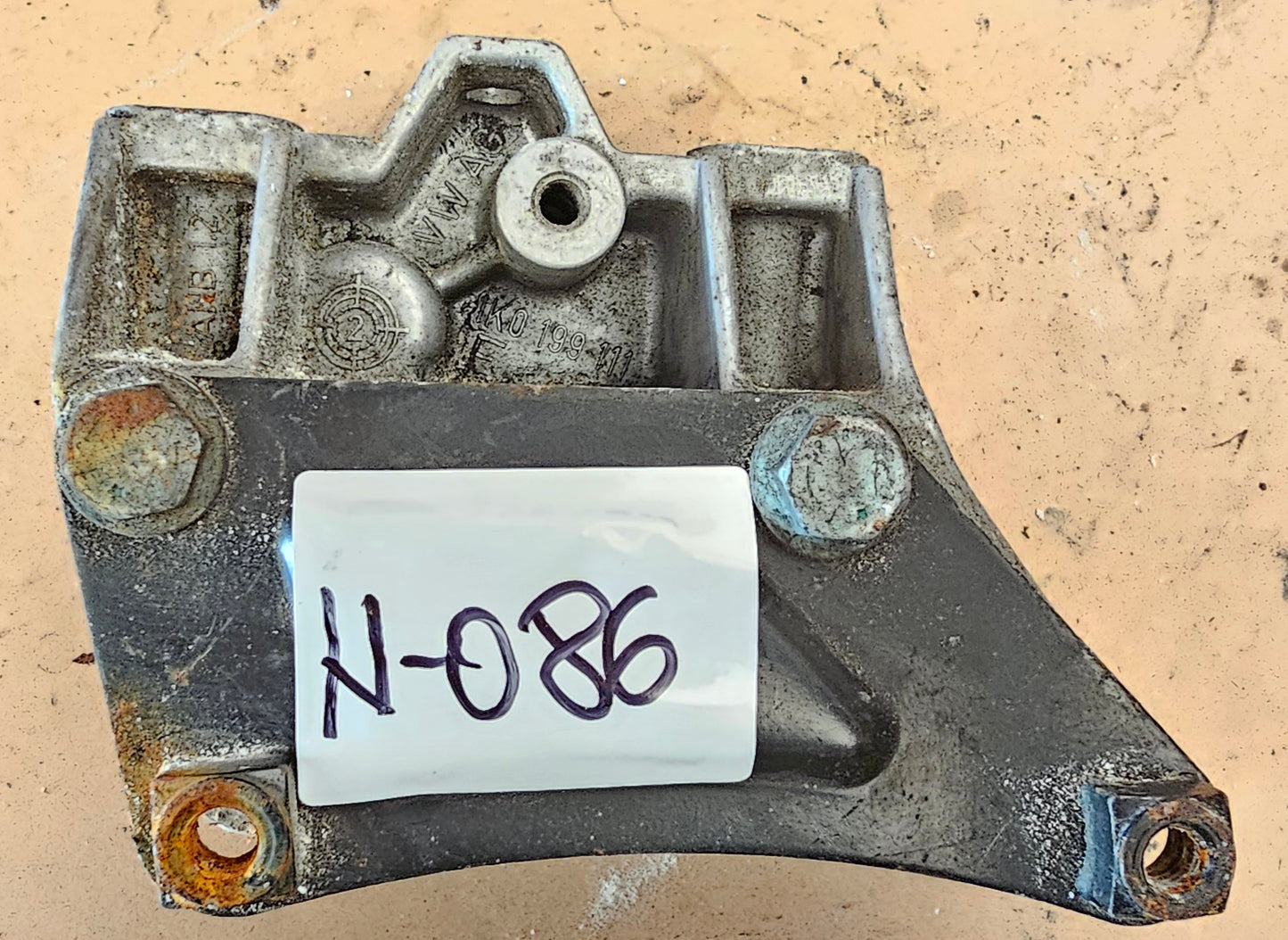 Nosilec menjalnika- VW,SEAT,ŠKODA,AUDI