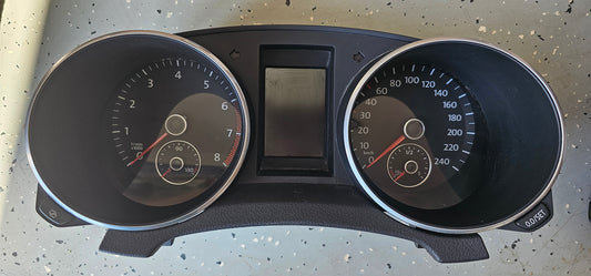 Števec VW Golf 6