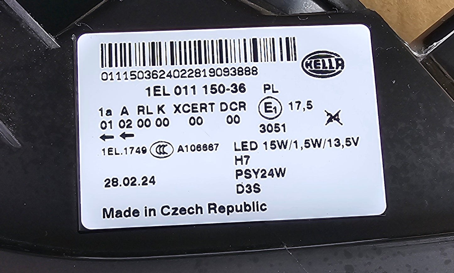 Žaromet sprednji desni- Audi A6,C7 (11-14)