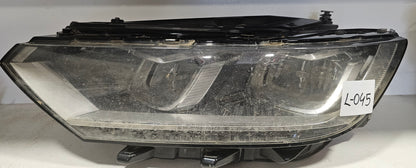 Žaromet sprednji levi-VW Passat B8