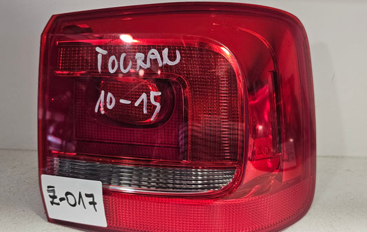 Žaromet zadnji desni VW Touran