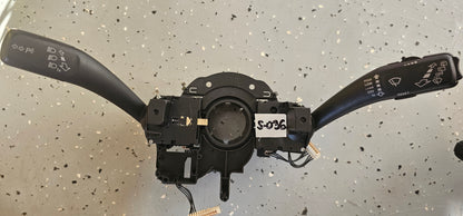 Obvolanska stikala- Audi A4 B8