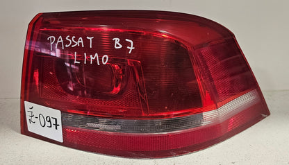 Žaromet zadnji desni VW Passat B7 Limo