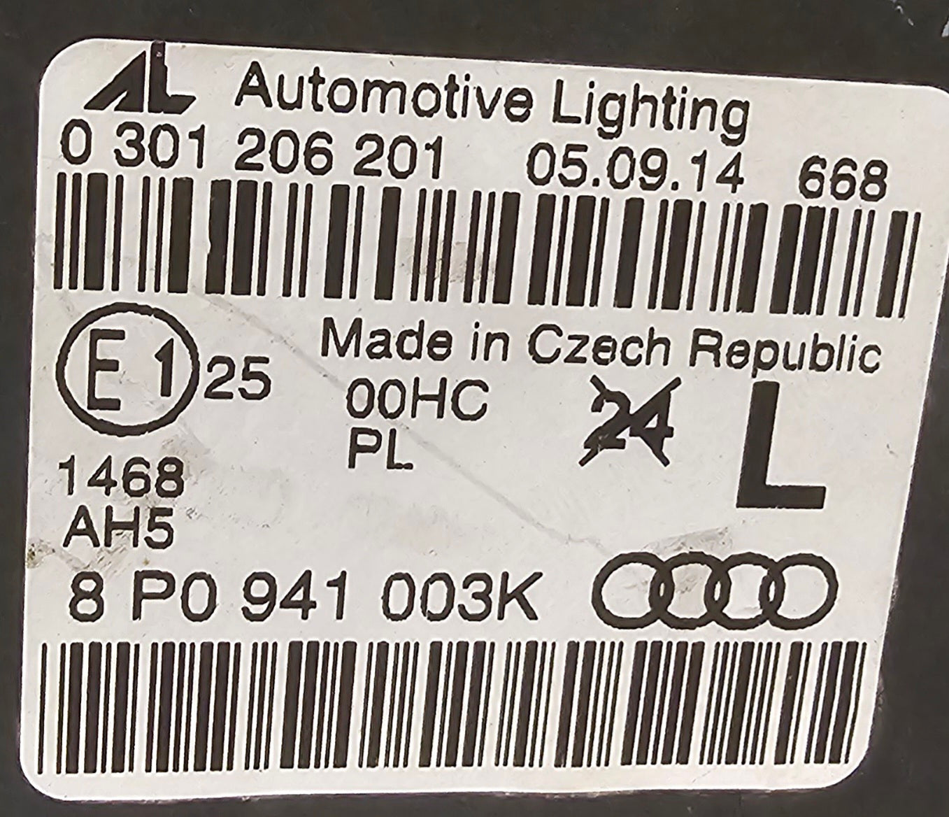 Žaromet sprednji levi-Audi A3 8P