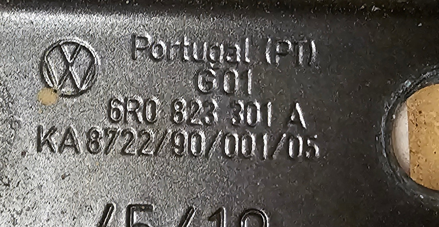 Tečaj pokrova motorja-VW Polo 6R