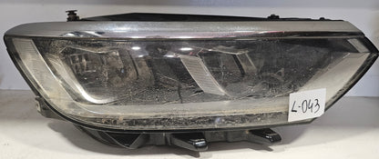 Žaromet sprednji desni-VW Passat B8