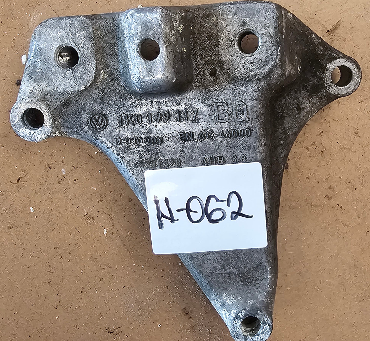 Nosilec menjalnika- VW,SEAT,ŠKODA,AUDI