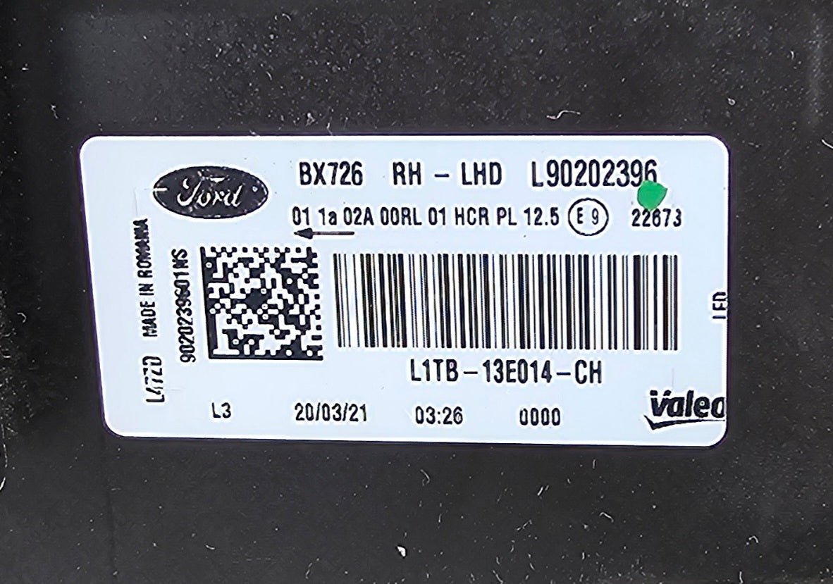 Žaromet sprednji desni- Ford Puma NK2 Led