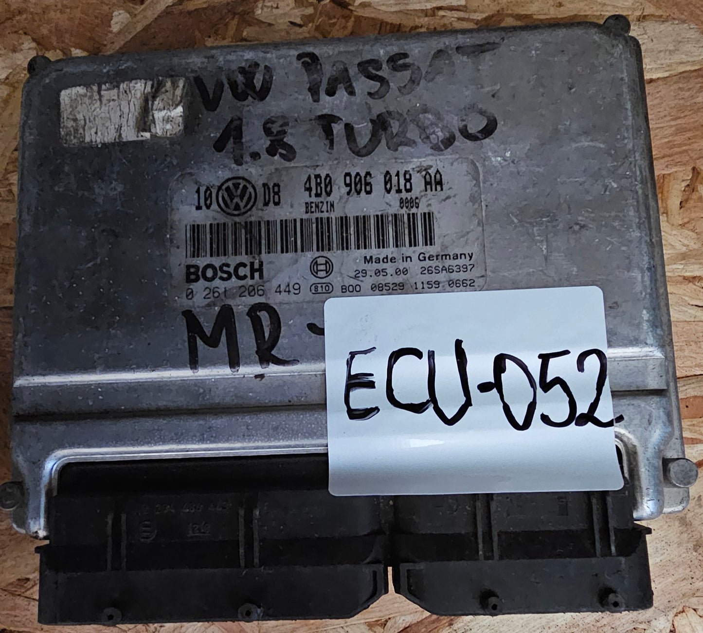 Motorni računalnik Audi