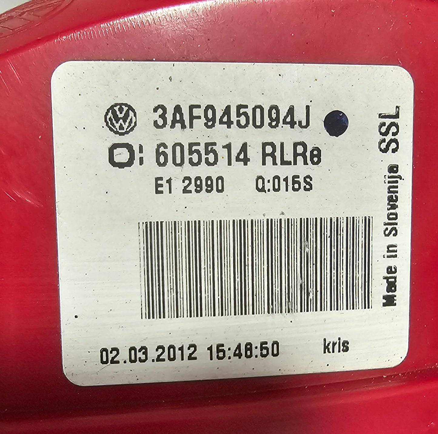 Žaromet zadnji desni VW Passat B7