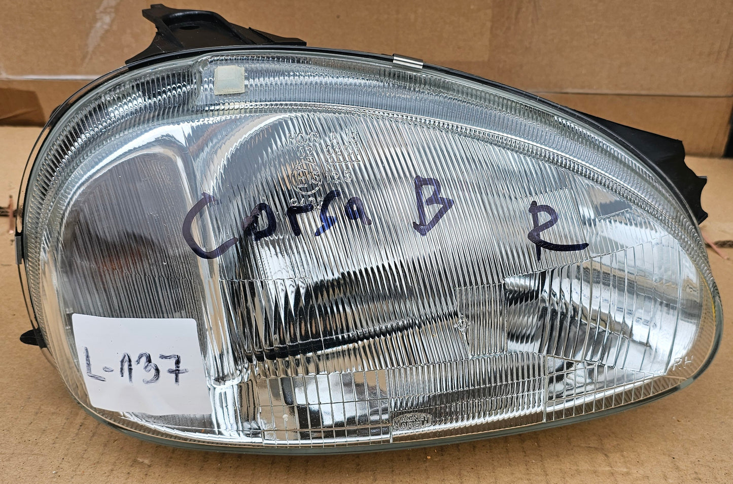 Žaromet sprednji desni- Opel Corsa B (novo)