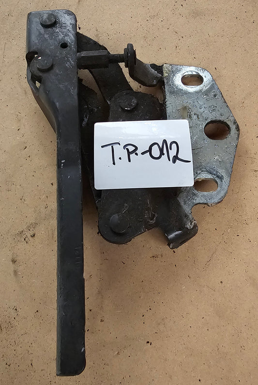 Tečaj pokrova motorja-VW Passat B6