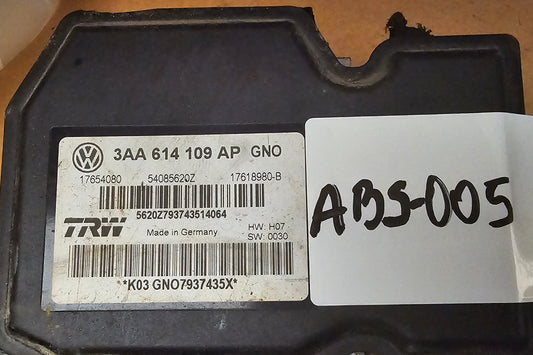 ABS Črpalka VW Passat B6 B7