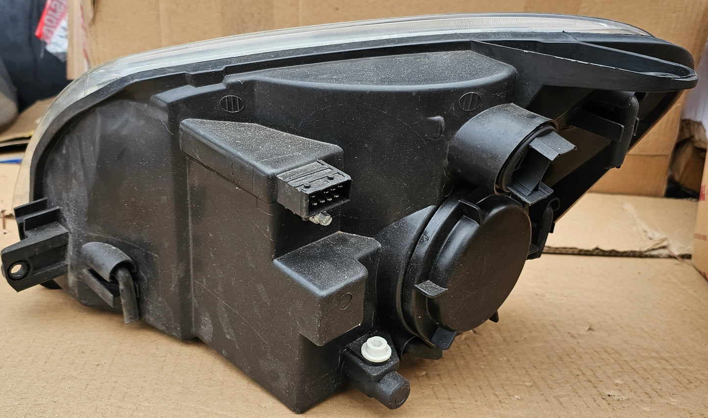 Žaromet sprednji desni-Citroën Berlingo (novo)